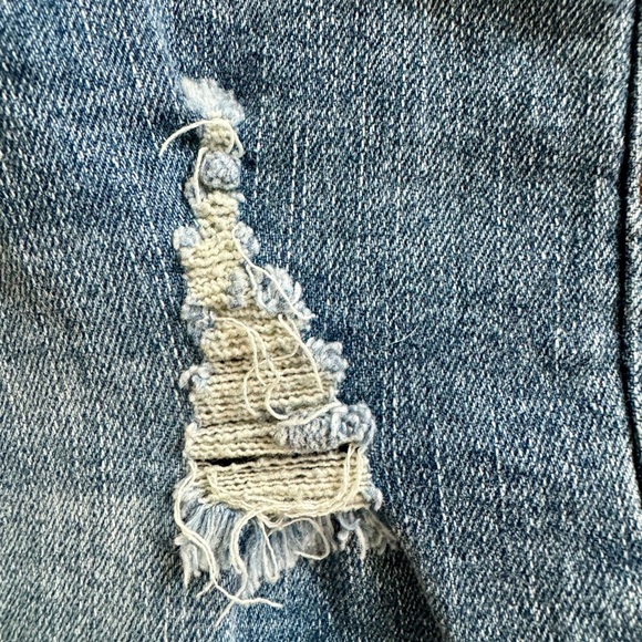 New Ocean Drive Denim Distressed Women's Shorts SZ: 9 - Picture 6 of 6